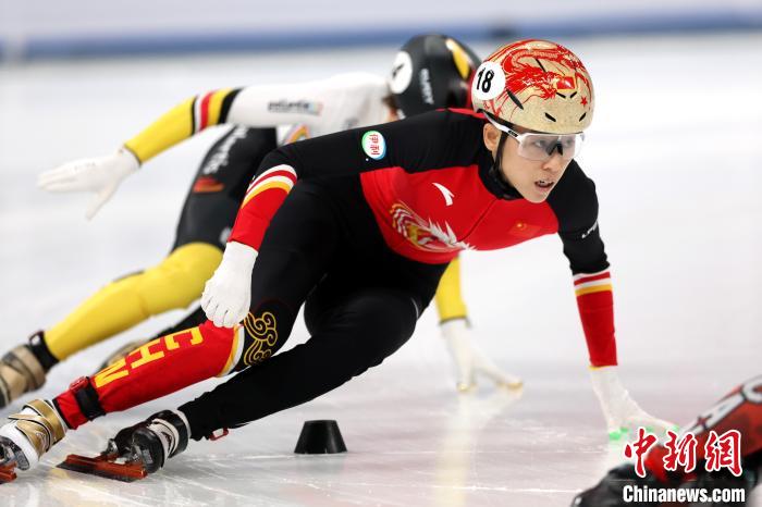 短道速滑世界杯北京站开幕，中国队多项接力与