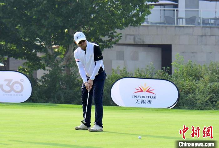 比赛进行中 景春婷 供图