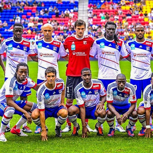 里昂14年无冠陷困境 法甲杯欧联双线出局