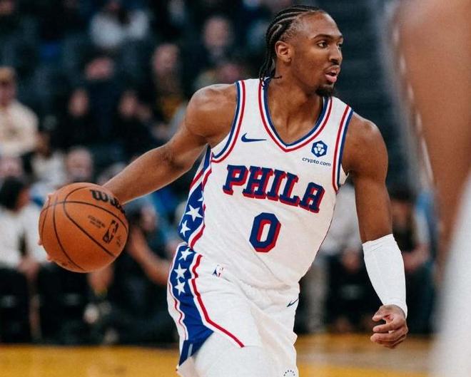 费城76人双核爆发力克凯尔特人 系列赛战平