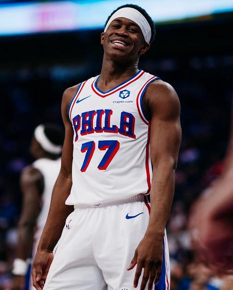 费城76人双核爆发力克凯尔特人 系列赛战平